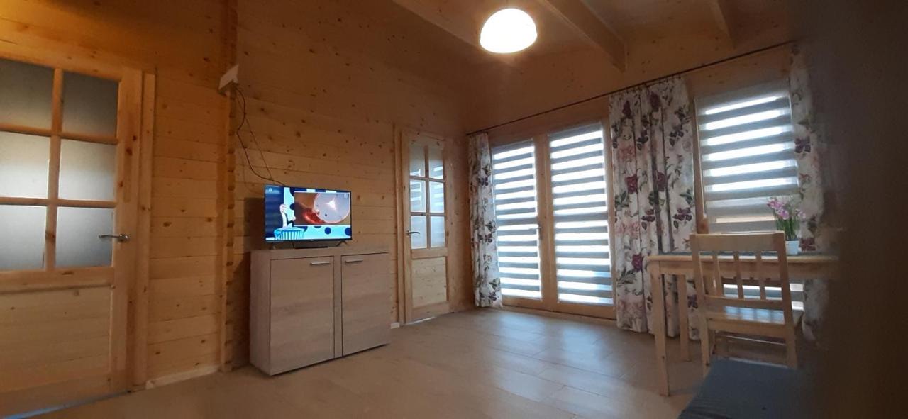 Zielona Dolina - Kompleks Dla Rodzin Z Dziecmi Mikołajki Exterior foto