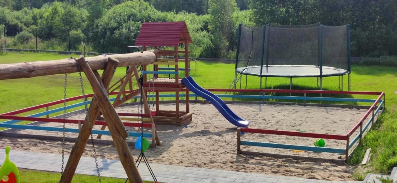 Zielona Dolina - Kompleks Dla Rodzin Z Dziecmi Mikołajki Exterior foto